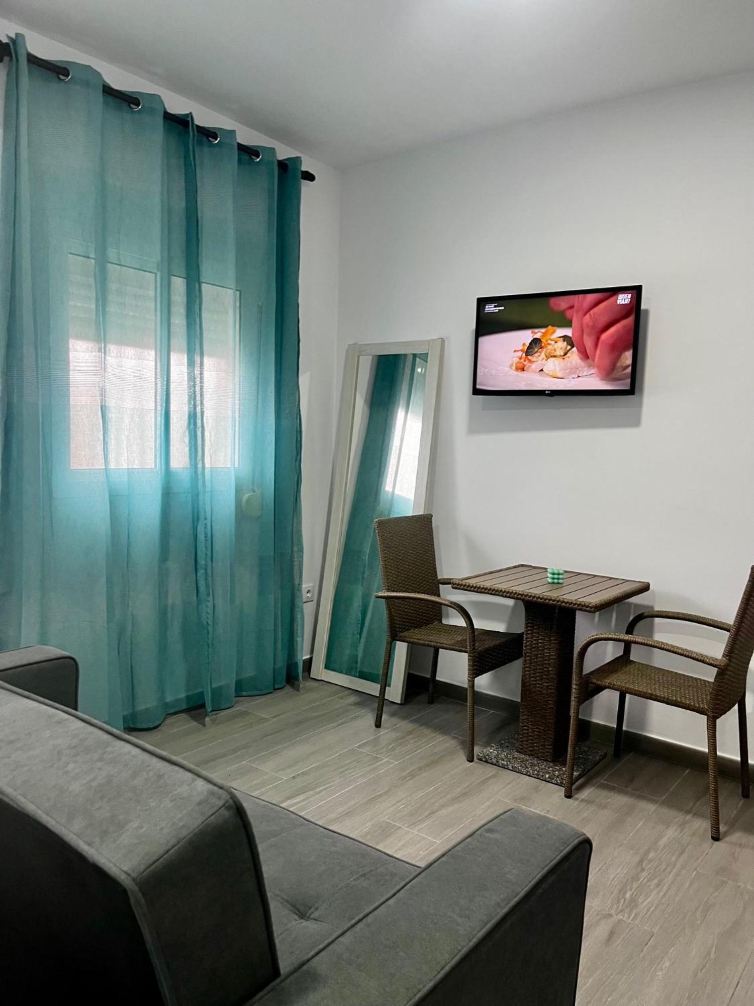 Hostal Los Mellizos Conil De La Frontera Zewnętrze zdjęcie