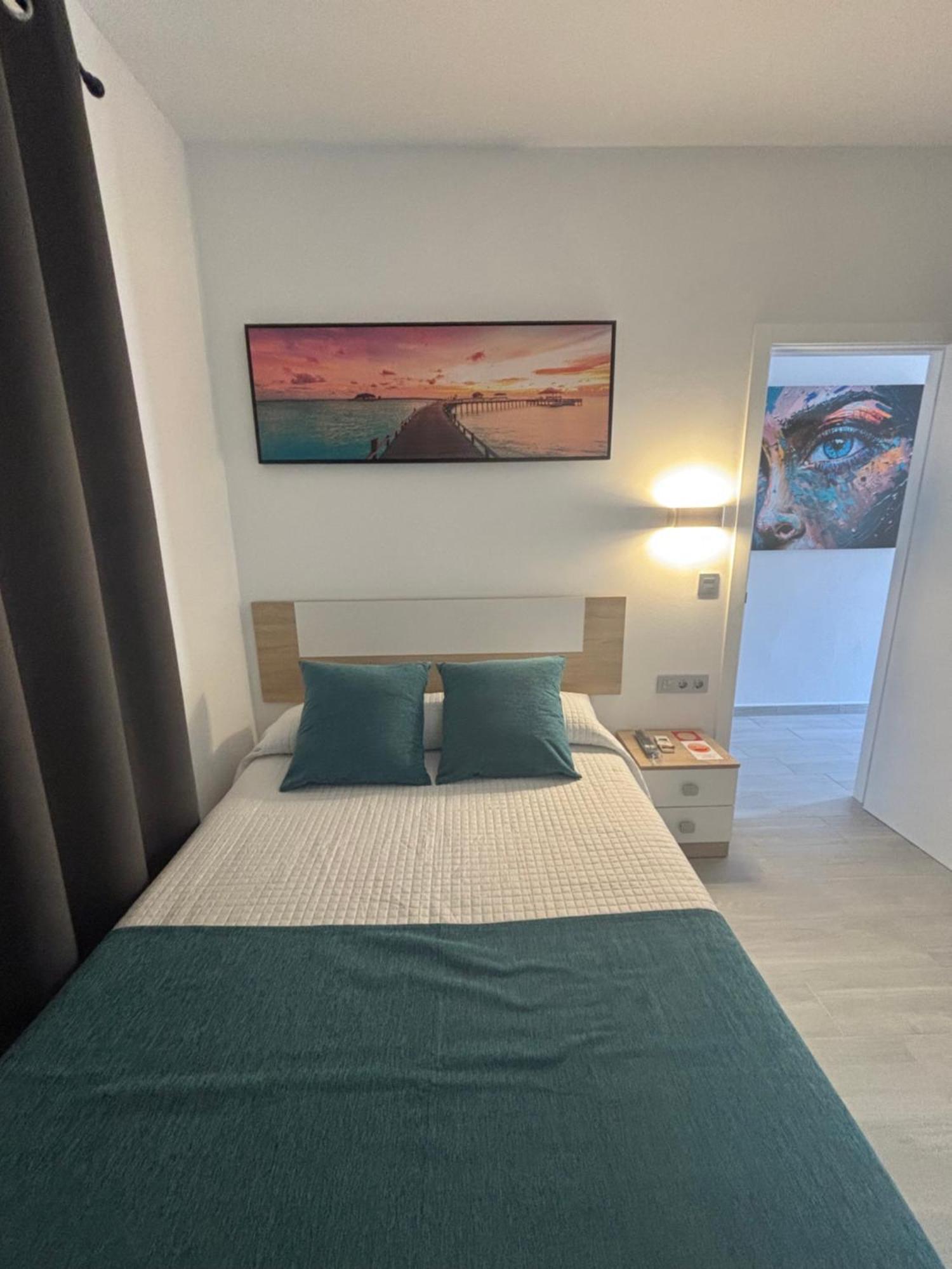 Hostal Los Mellizos Conil De La Frontera Zewnętrze zdjęcie