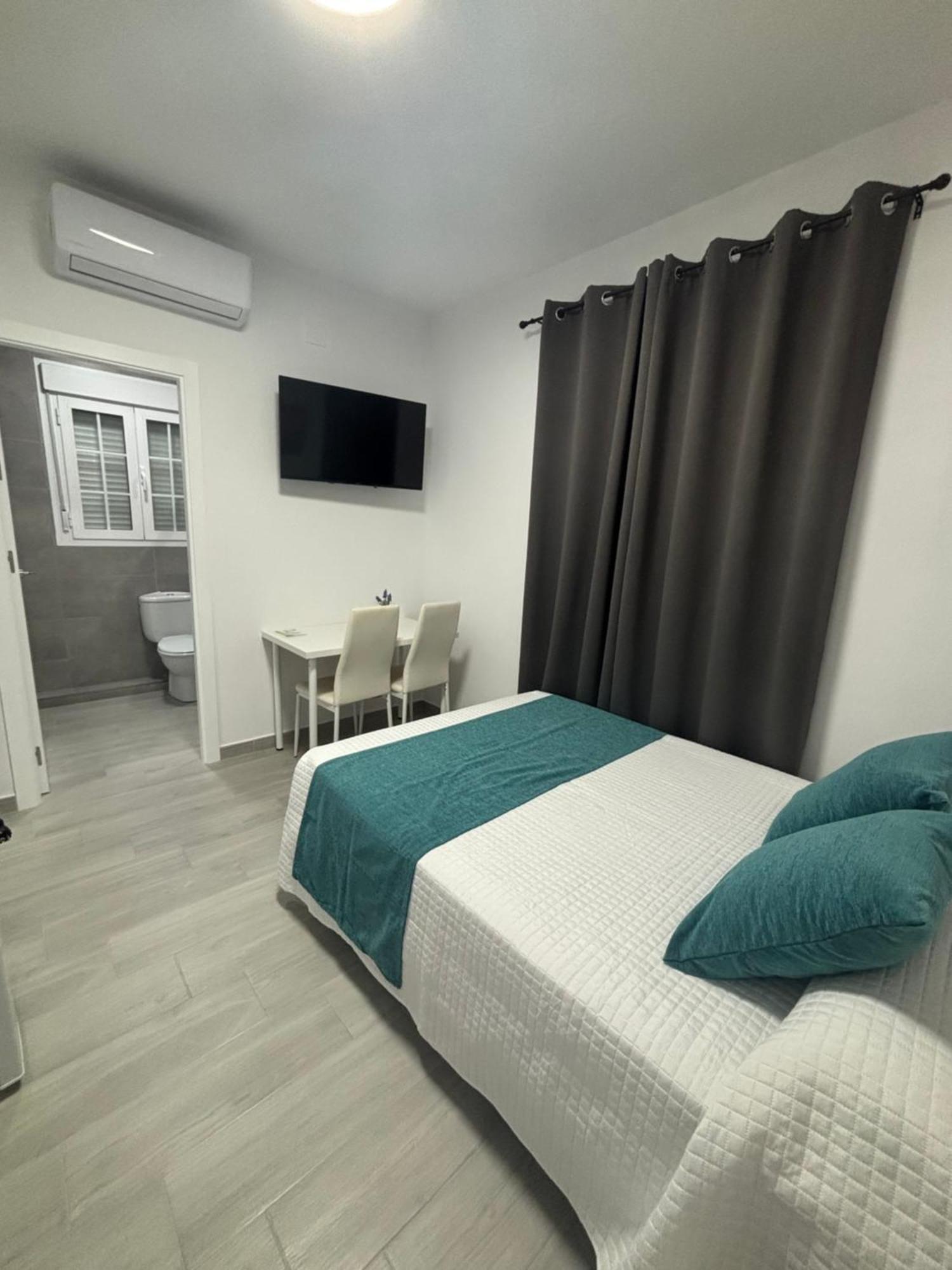 Hostal Los Mellizos Conil De La Frontera Zewnętrze zdjęcie