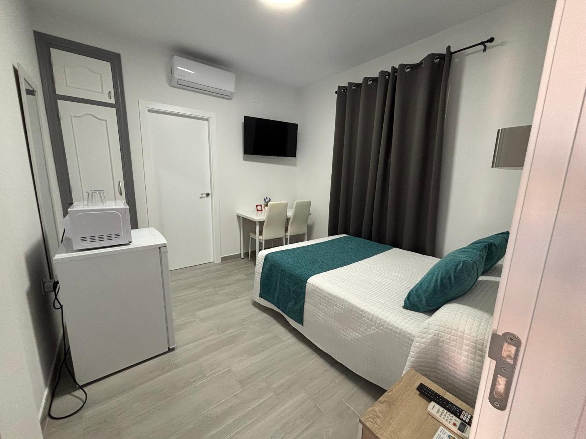Hostal Los Mellizos Conil De La Frontera Zewnętrze zdjęcie