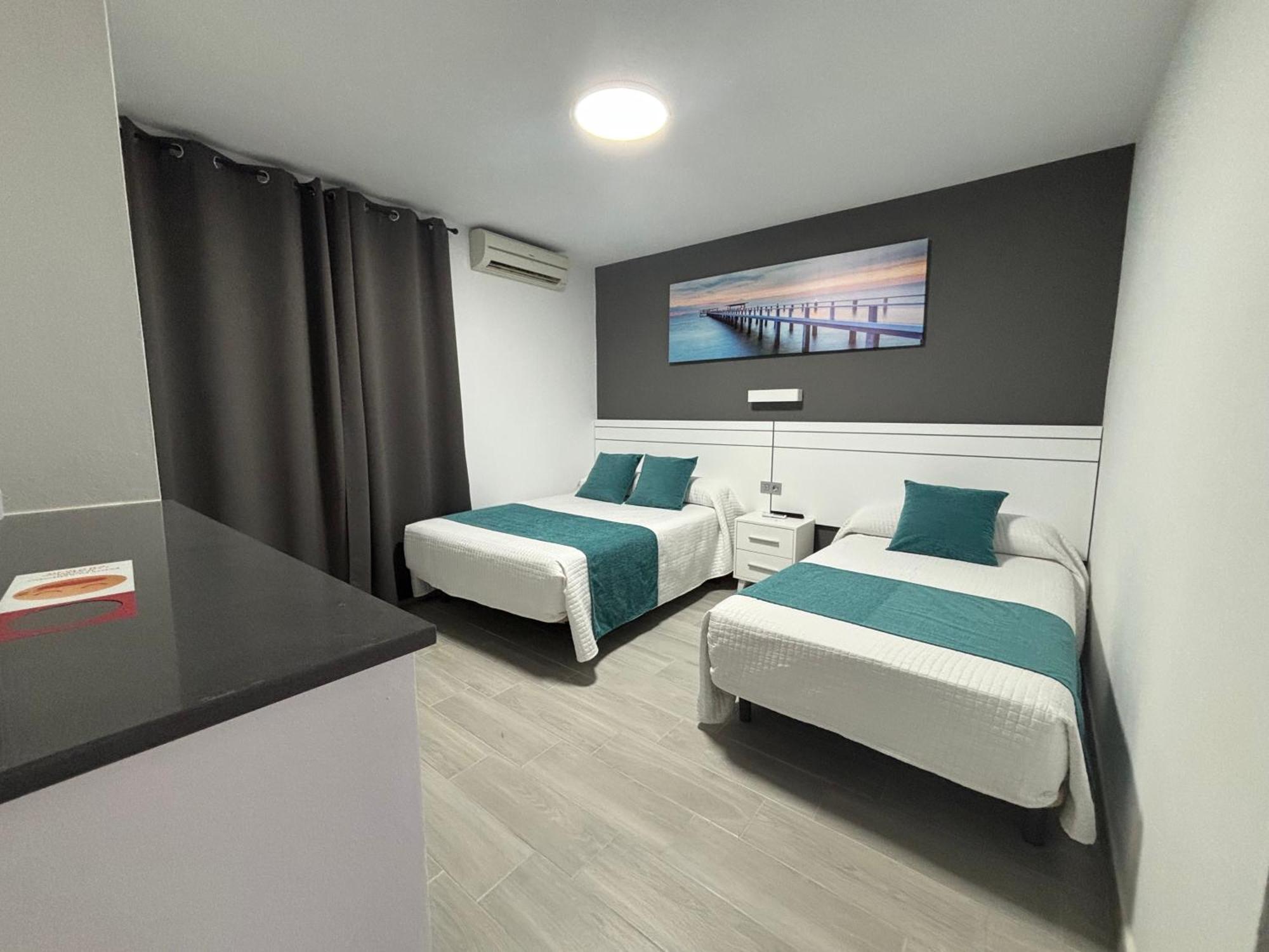 Hostal Los Mellizos Conil De La Frontera Zewnętrze zdjęcie