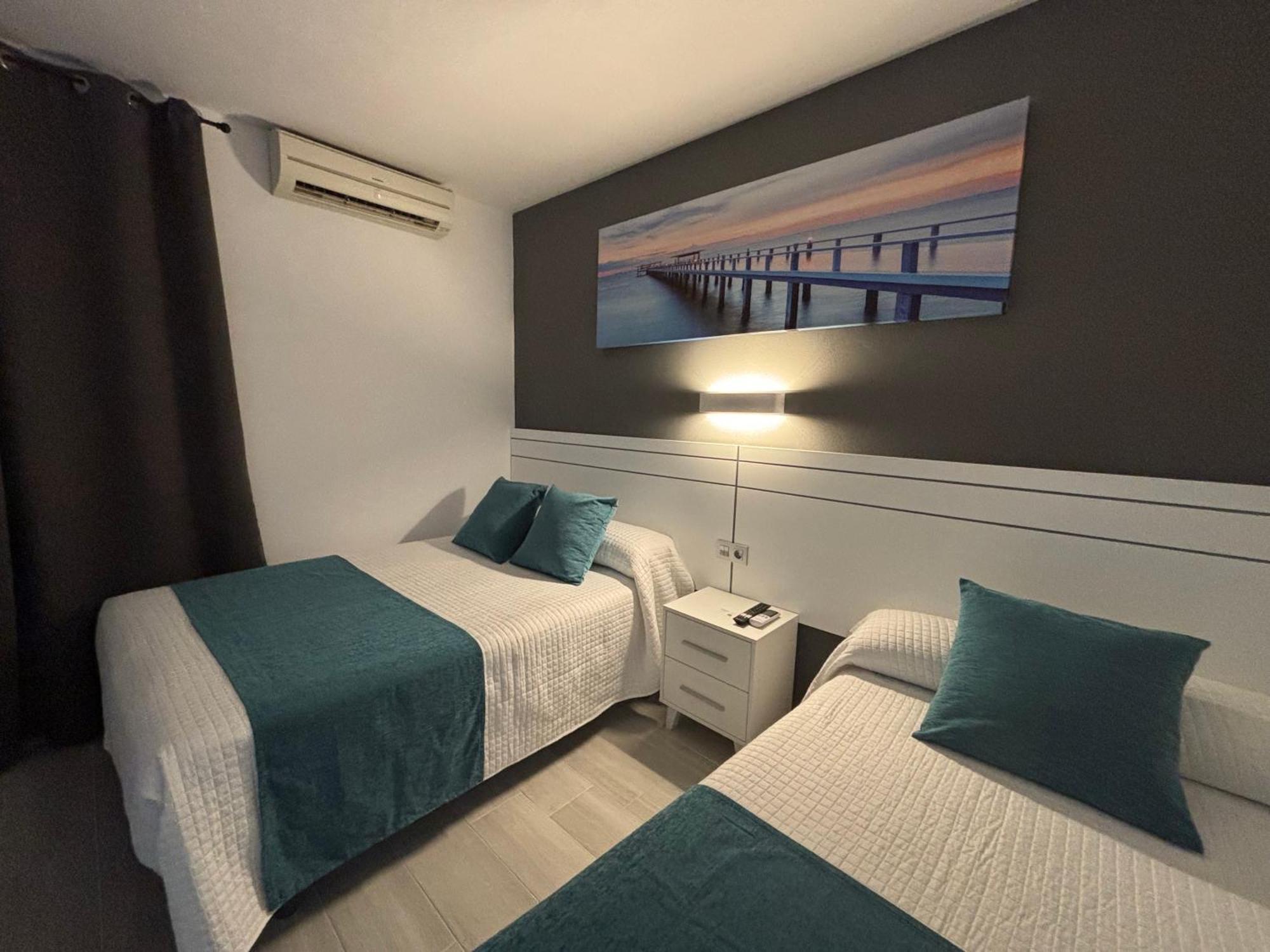 Hostal Los Mellizos Conil De La Frontera Zewnętrze zdjęcie