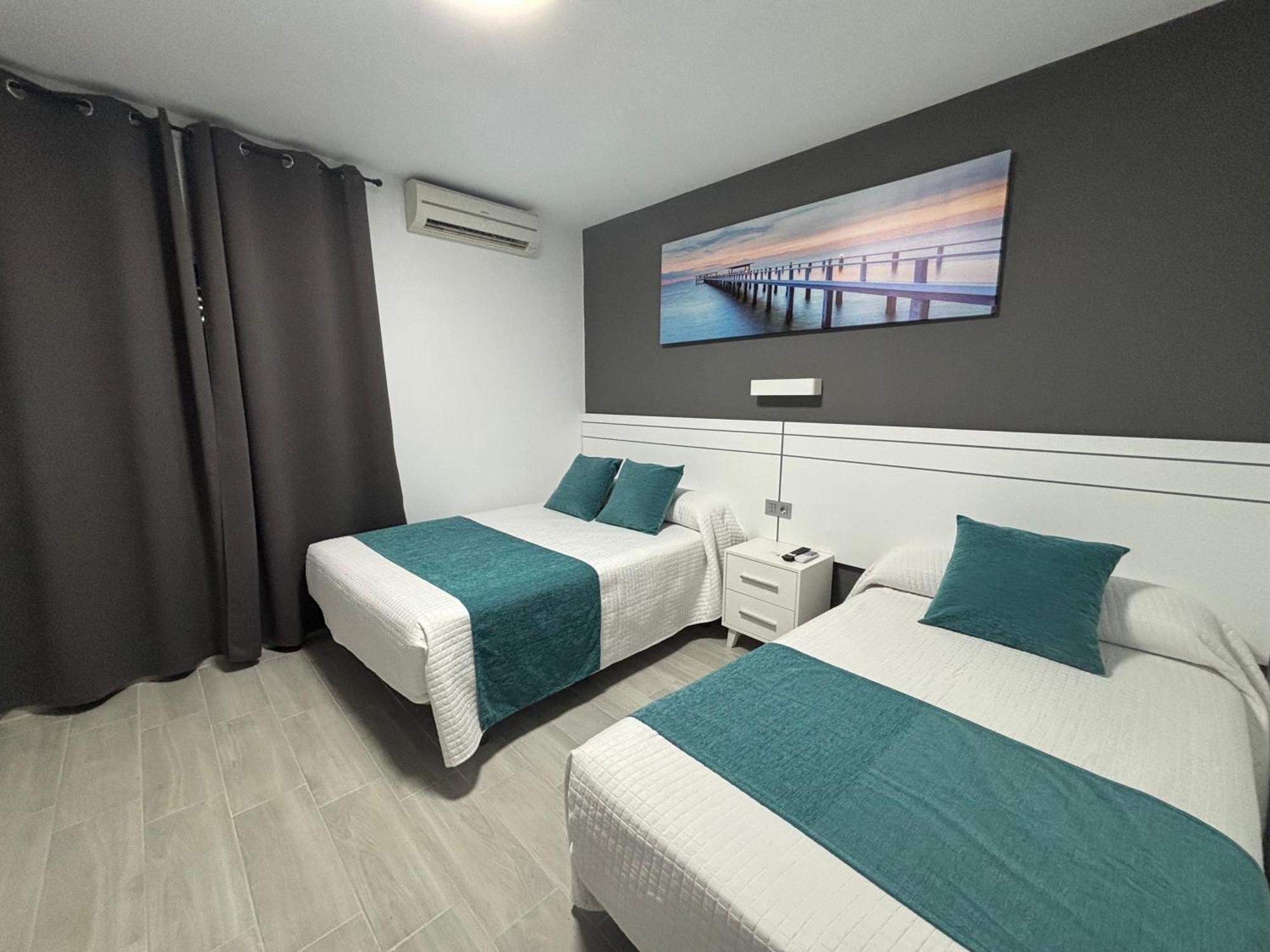 Hostal Los Mellizos Conil De La Frontera Zewnętrze zdjęcie