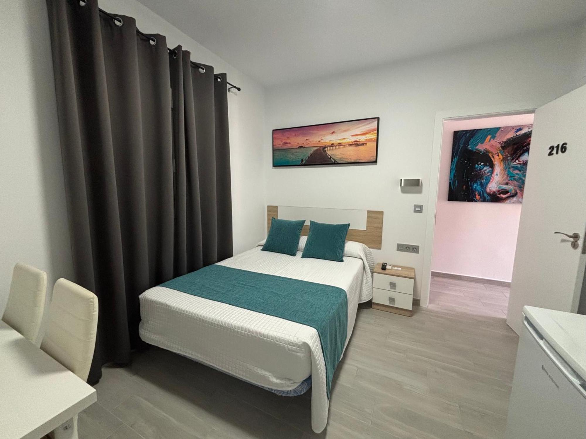 Hostal Los Mellizos Conil De La Frontera Zewnętrze zdjęcie